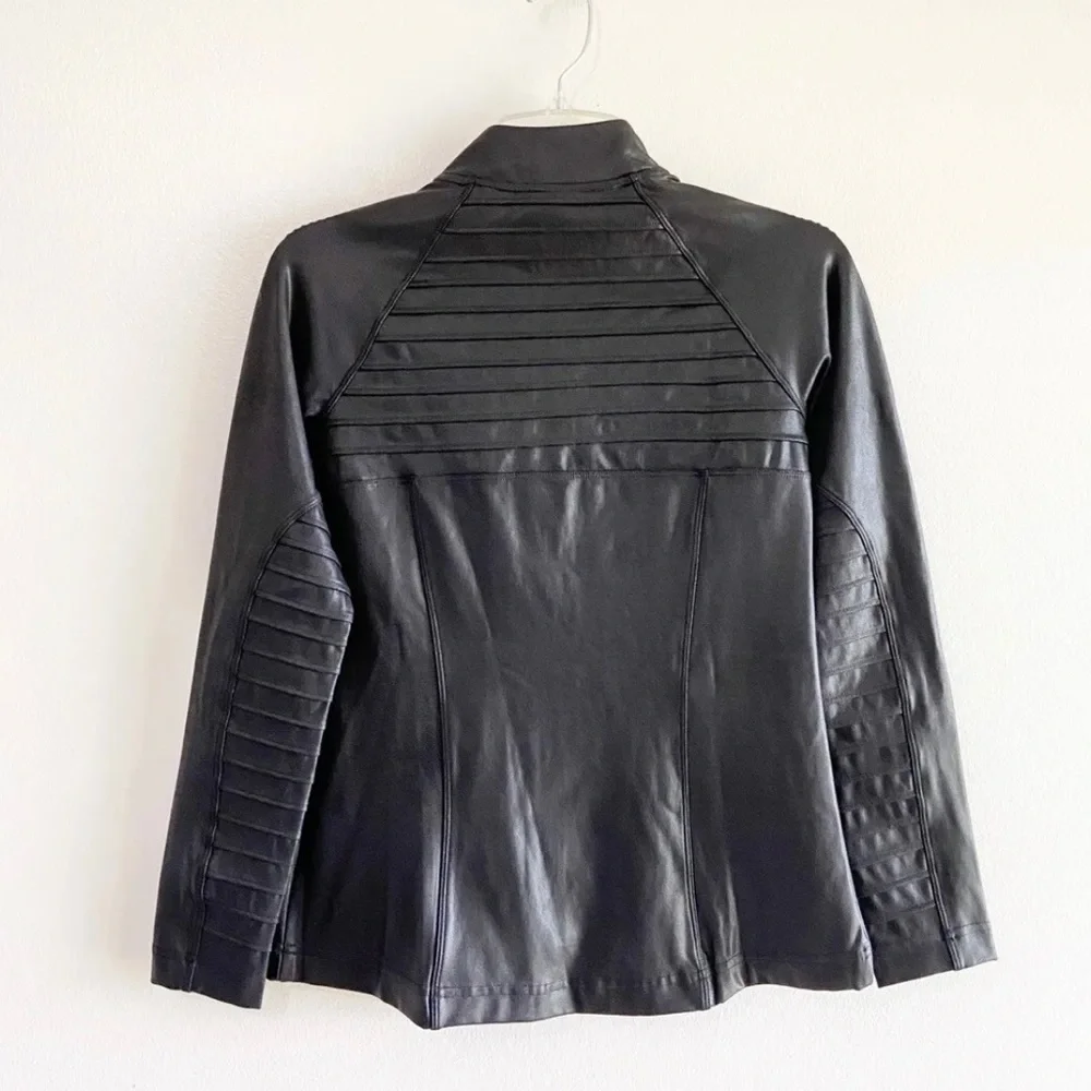 - Spanx  faux leather jacket NEW🔥large